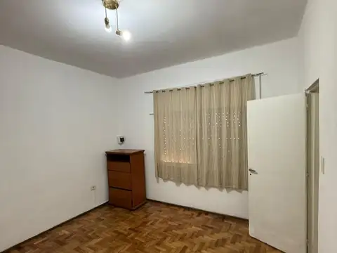 Depto Tipo Casa en Alquiler de 2 ambientes