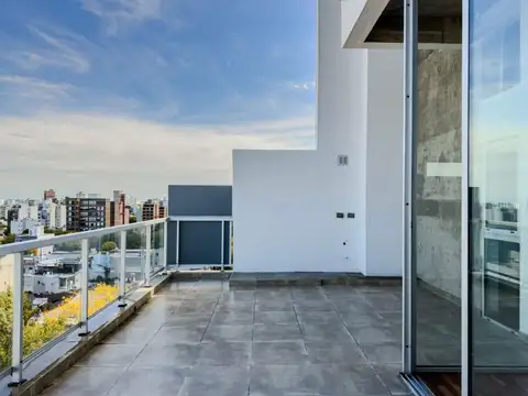 VENTA Piso Dúplex con Terraza, a ESTRENAR