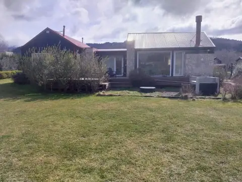 Casa en Venta en San Martin de los Andes, Lácar