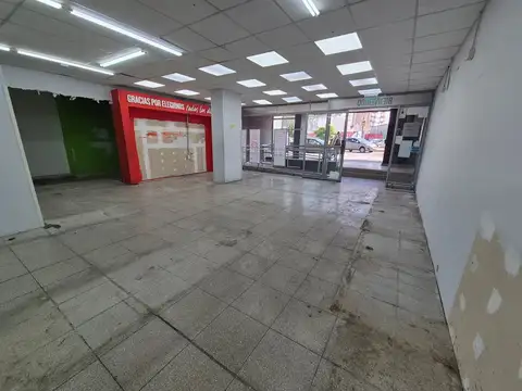 Local en Venta 53 años
