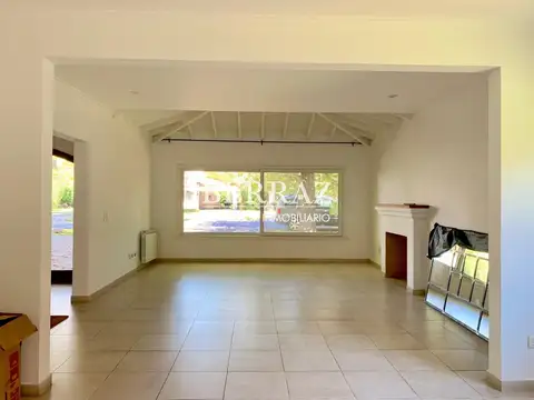 Casa venta 7 ambientes en Ayres de Pilar lote de 1056 m2