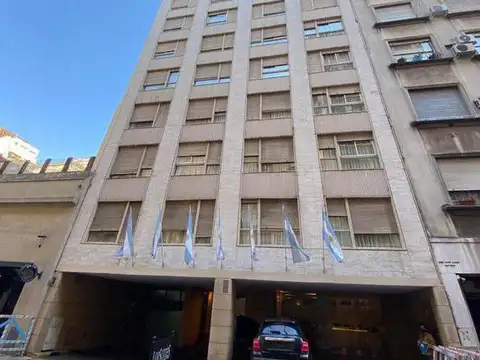 Marcelo Torcuato De Alvear 800