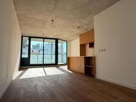 Avenida Luis María Campos 300