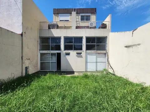 Local en Venta en Villa Luro, USD 330.000