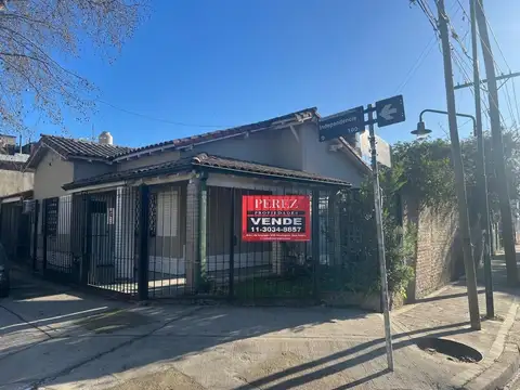 Casa en Venta con 1 cochera