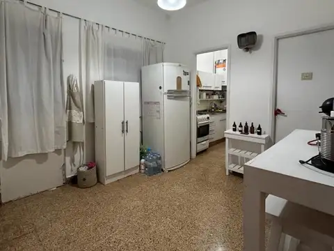 Casa 5 ambientes con 1 baño