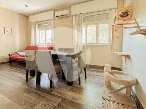 Depto Tipo Casa en Venta 70 años