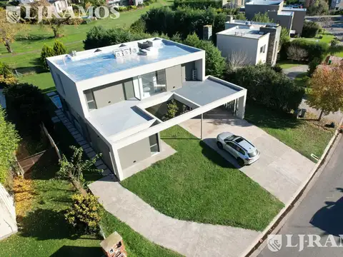 Casa en Venta en Haras Santa Maria, Countries y Barrios Cerrados en Escobar