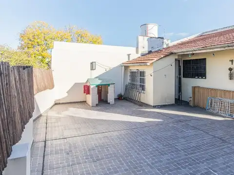 Depto Tipo Casa en Venta de 6 ambientes