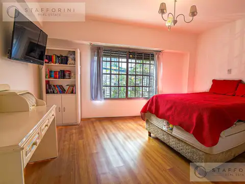 Depto Tipo Casa 6 ambientes con 2 baños