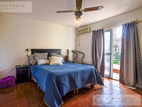 Depto Tipo Casa en Venta con 1 cocheras