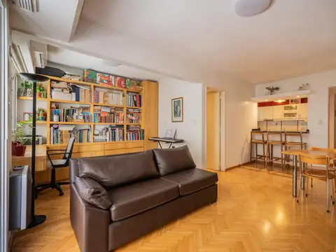 Venta Departamento Colegiales Palpa 3 ambientes 2 dormitorios escritorio balcon baulera