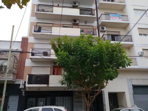 Alquiler departamento de 2 ambientes en Villa Real
