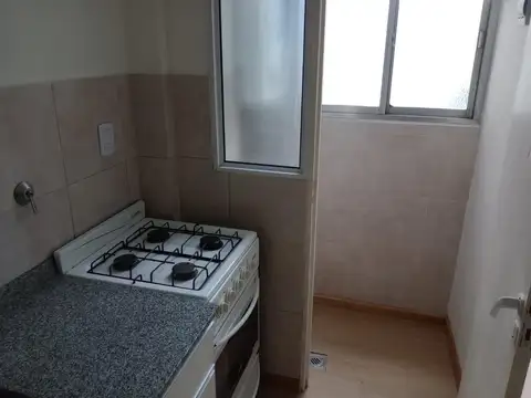Departamento en Alquiler en Villa Real, $ 580.000