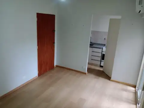 Virgilio 2800, Piso 2