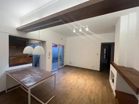 Depto Tipo Casa en Alquiler en Centro / Microcentro, $ 700.000