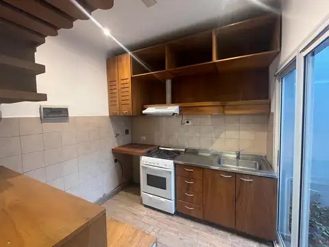 Depto Tipo Casa en Alquiler en Centro / Microcentro, $ 700.000