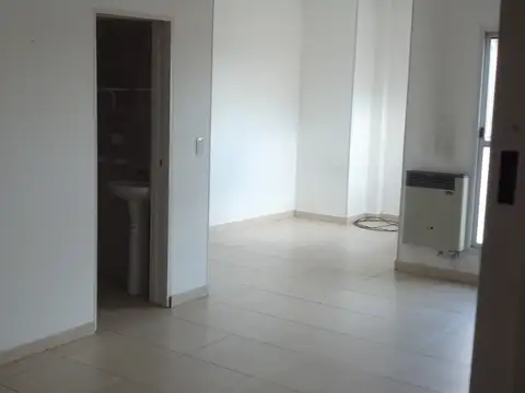 Departamento en Alquiler en Jose Clemente Paz, $ 280.000