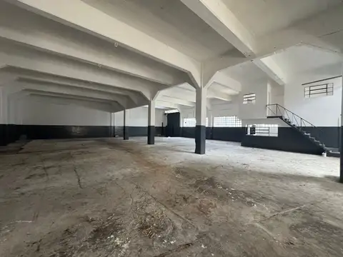 Galpon en Alquiler en Avellaneda, USD 7.000