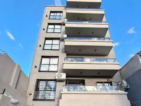 DEPARTAMENTO 2 AMBIENTES C/BALCON