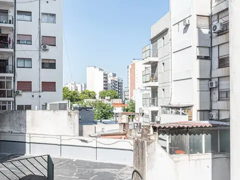 Depto Tipo Casa en Venta al Este