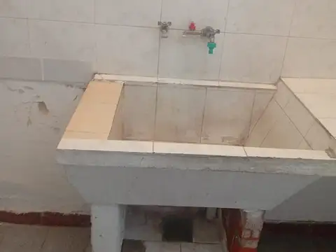 ALQUILER – DEPARTAMENTO 3 AMBIENTES C/PATIO