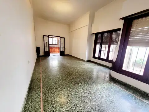 PH en  WILDE sobre Av. Mitre