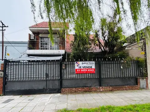 Casa en venta en Lanus