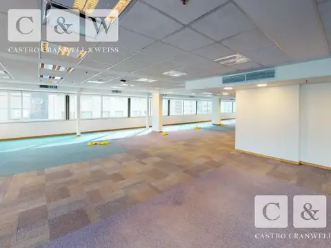 Oficina Monoambiente con 26 baños