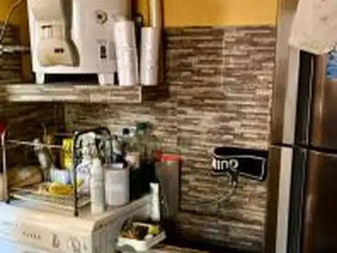 Depto Tipo Casa en Venta 70 años