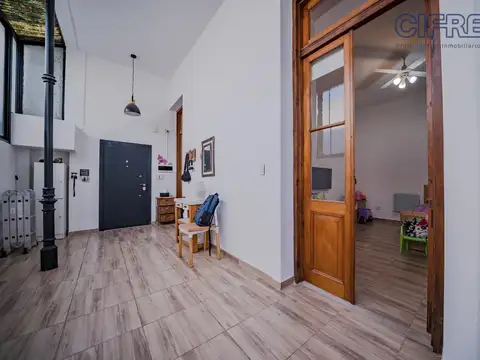 Depto Tipo Casa en Venta con 1 cocheras