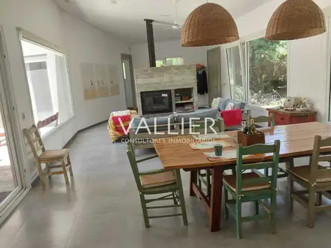 Casa en Alquiler Temporal con 1 cochera