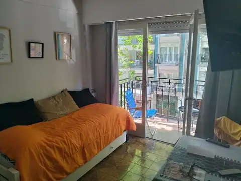 Gascon 1400, Piso 2