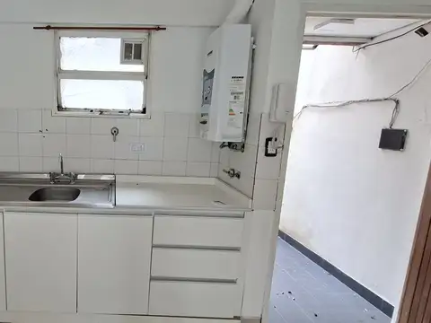 Local en Alquiler en Caballito, $ 650.000