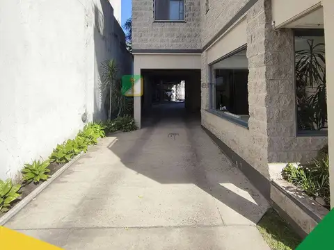 Departamento en Alquiler en Villa Ballester, $ 985.000