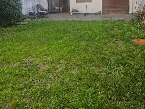 Depto Tipo Casa en Venta de 4 ambientes
