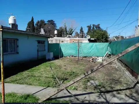 CASA EN EXCELENTE UBICACIÓN