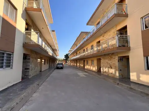 Vendo Departamento en Padre Ansaldo 600 Planta Baja