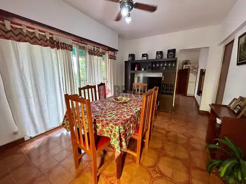 Depto Tipo Casa en Venta de 7 ambientes