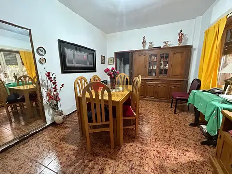Depto Tipo Casa en Venta de 4 ambientes