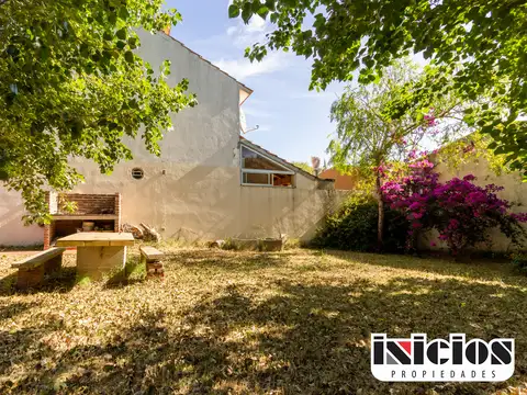 Hipolito Yrigoyen 1100
