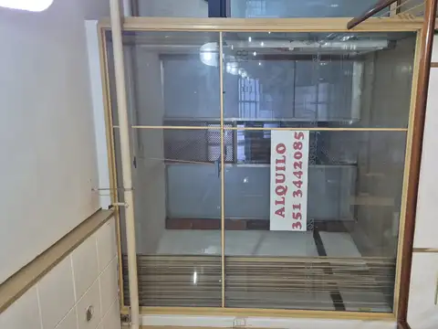 Oficina en Alquiler en Centro, $ 40.000