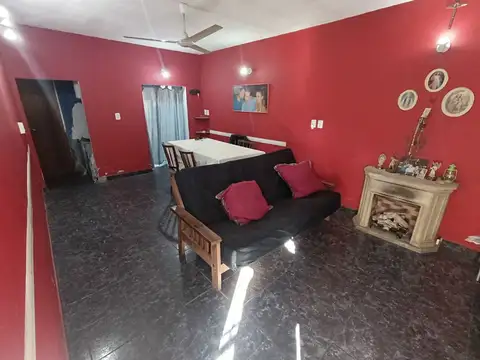 CASA 8 AMB EN VENTA GUERNICA IDEAL DOS FAMILIAS