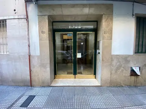 Departamento monoambiente – Azcuénaga 1400, Recoleta