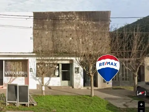 VENTA CASA A REFACCIONAR CON 2 LOCALES - EREZCANO