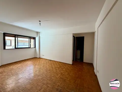 Federico García Lorca 400, Piso 3