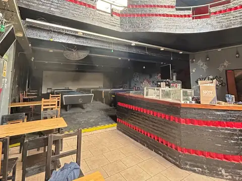 EXCELENTE Local comercial en dos plantas