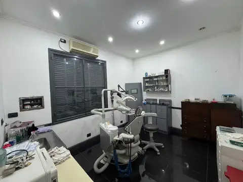 Consultorio 2 Ambientes En Microcentro - Venta