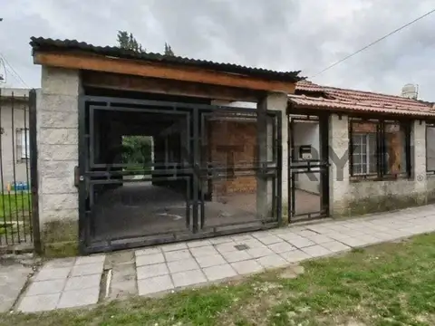 ALQUILER  DE CASA 3 AMB. CON PATIO EN TORTUGUITAS