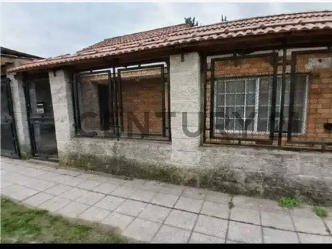 COMBATE DE SAN LORENZO 3000, Piso 0